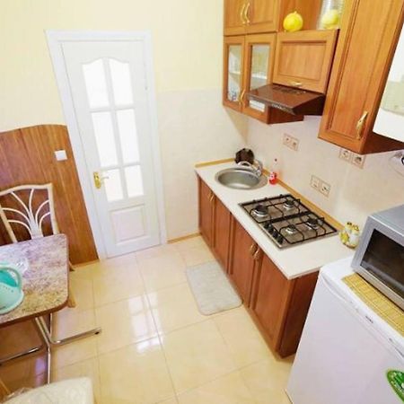 Apartment Veronica In Center Λβιβ Εξωτερικό φωτογραφία